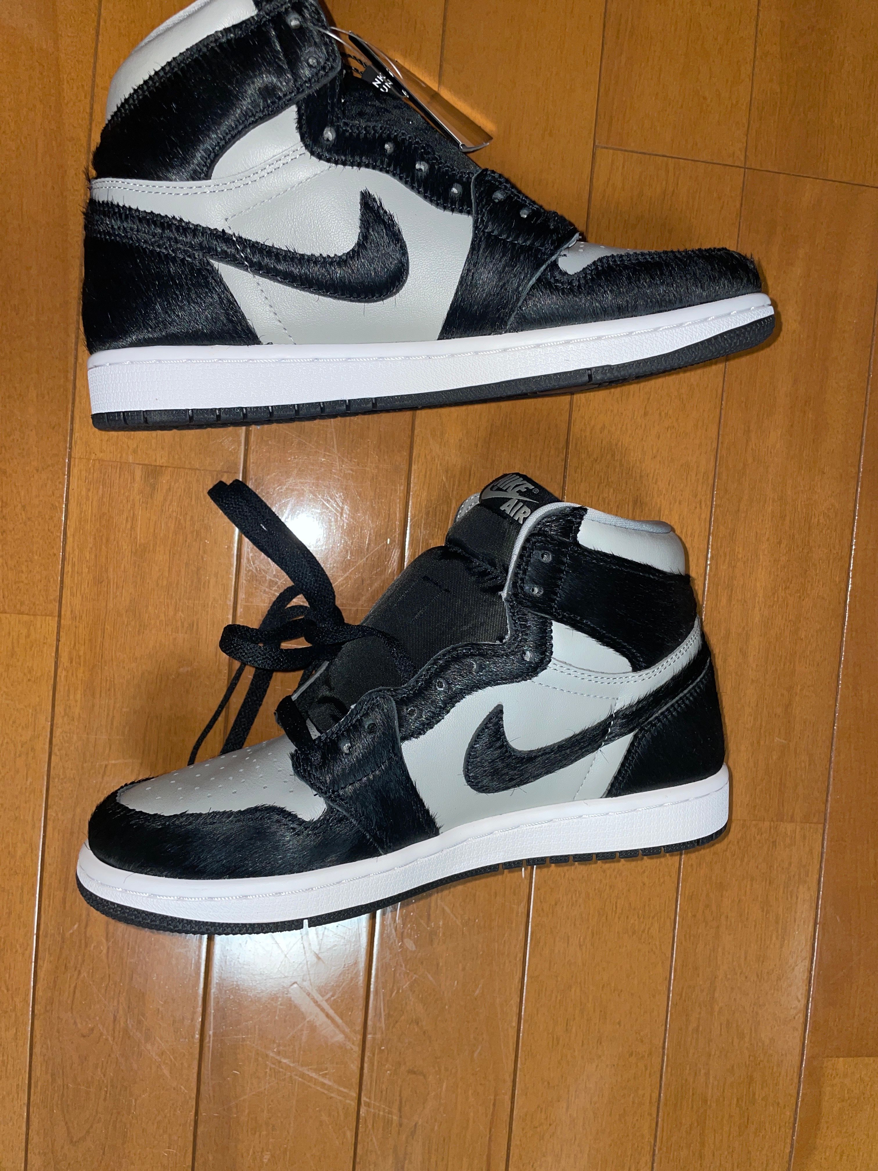 Nike Women's Air Jordan 1 Retro High OG "Medium Grey"