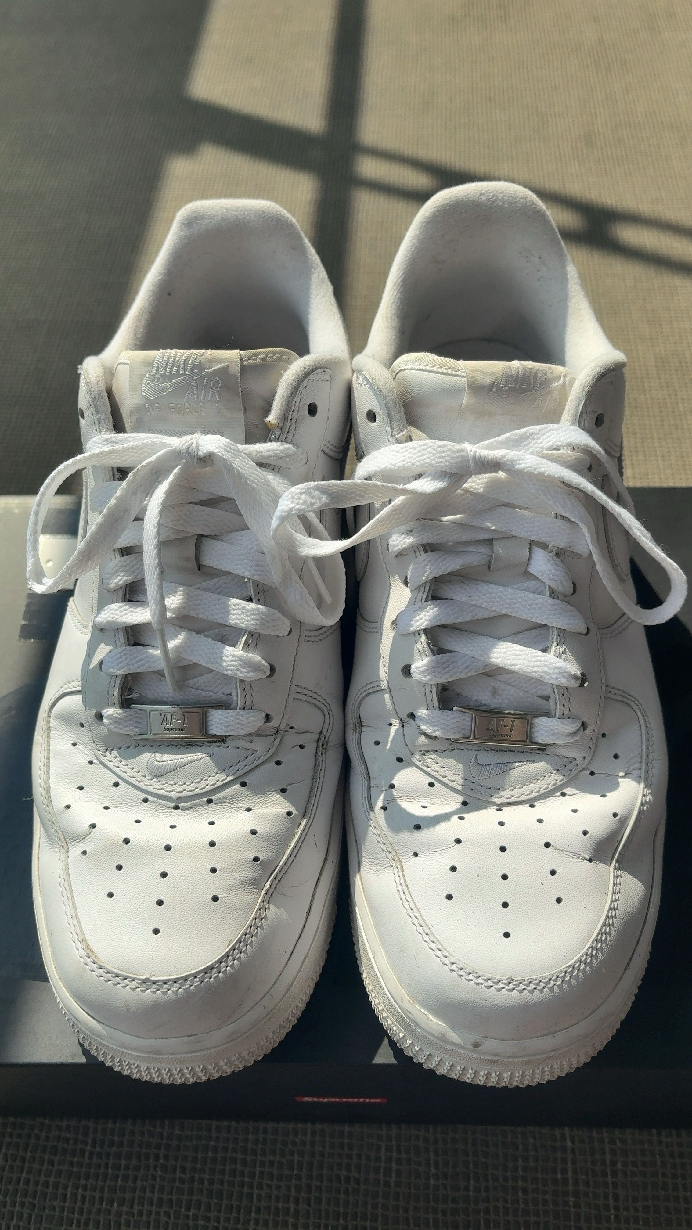 Supreme × Nike Air Force 1 Low "White"