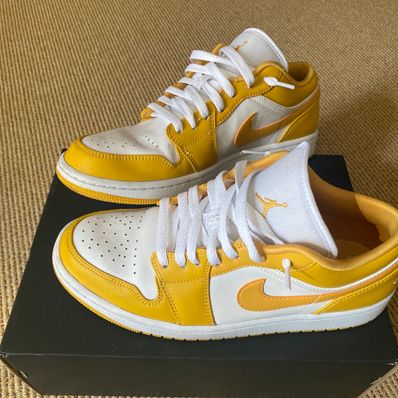 Nike Air Jordan 1 Low "White/Pollen"
