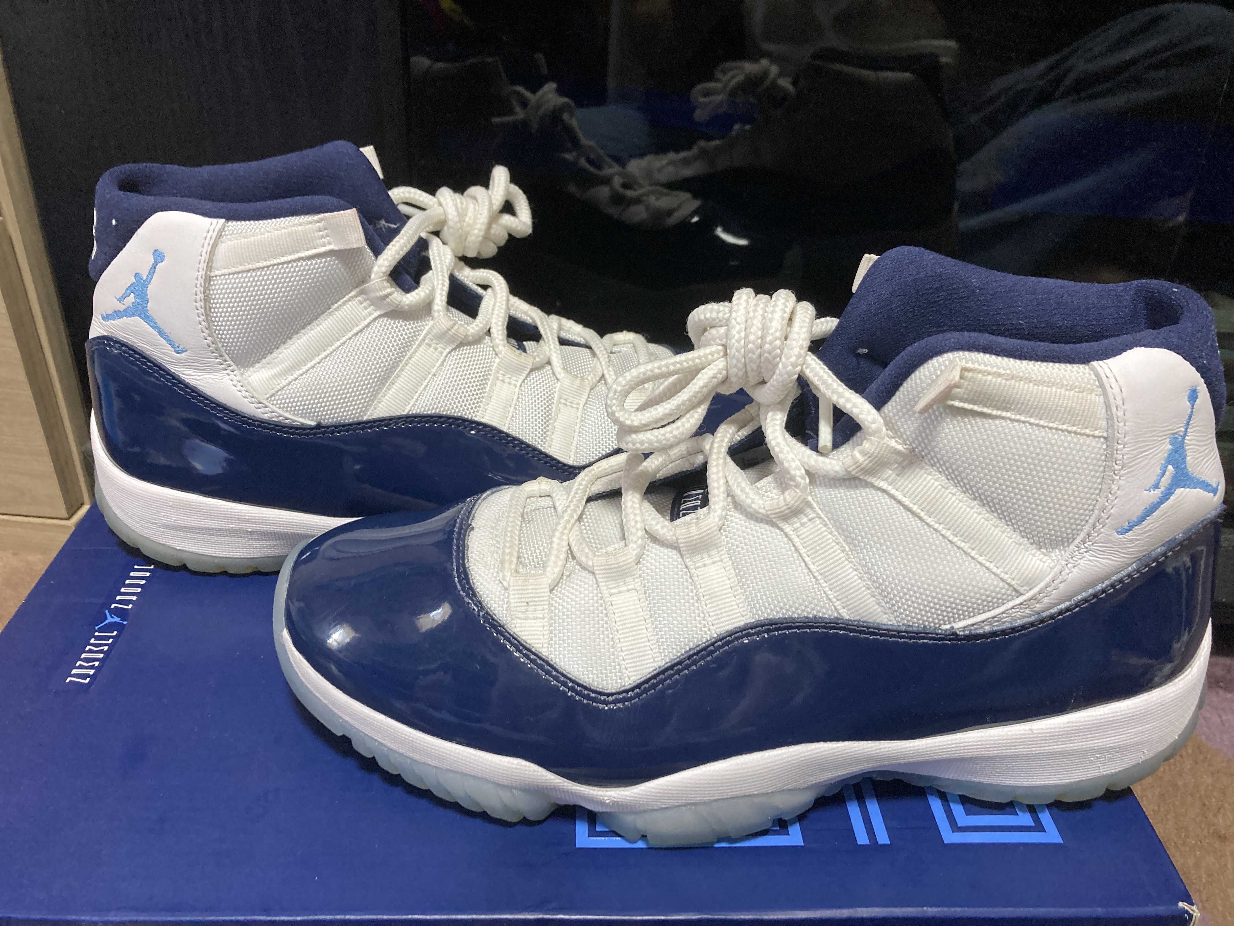 Nike Air Jordan 11 Retro "UNC Win Like 82"