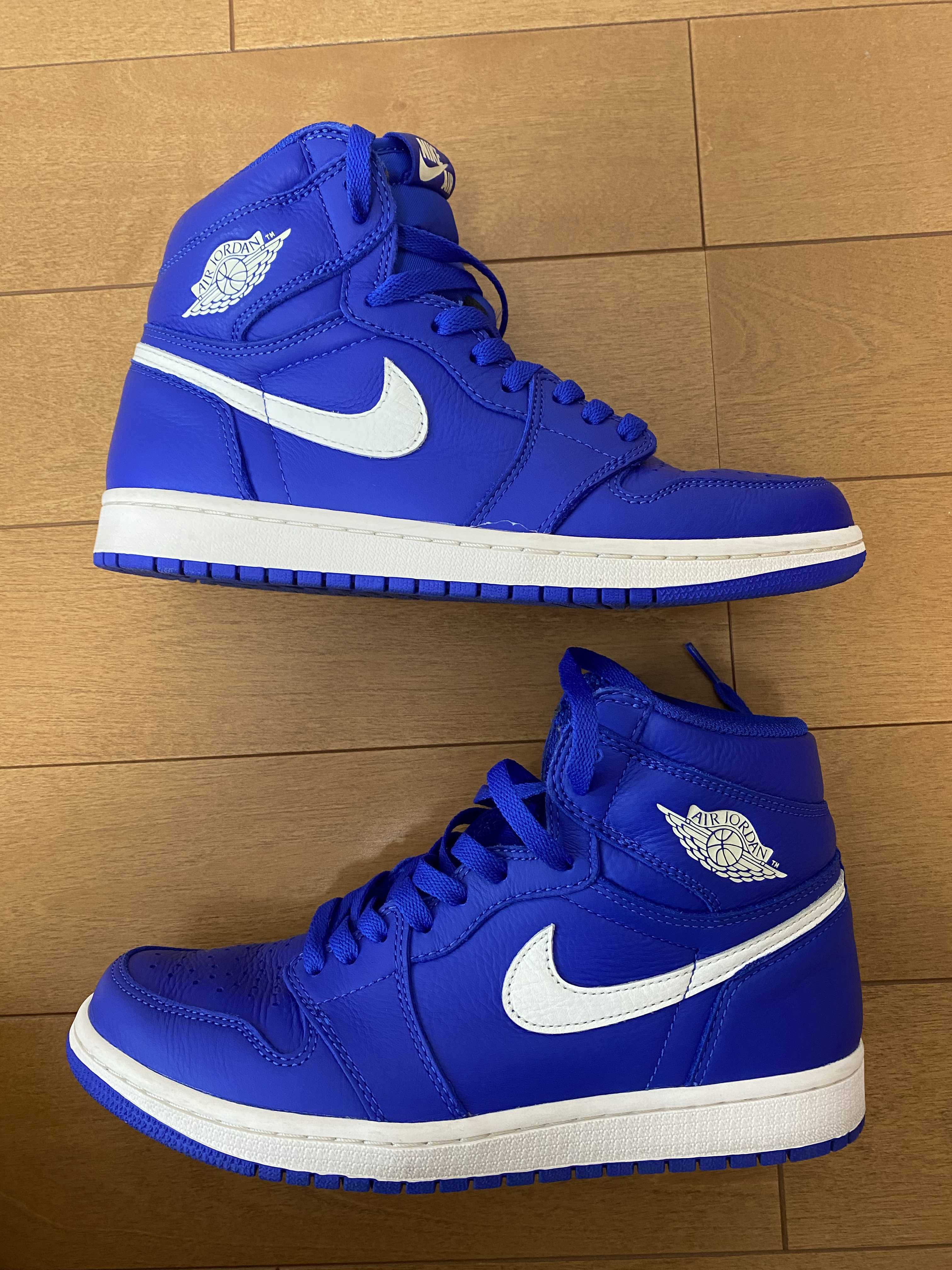 NIKE AIR JORDAN 1 RETRO HIGH "HYPER ROYAL"