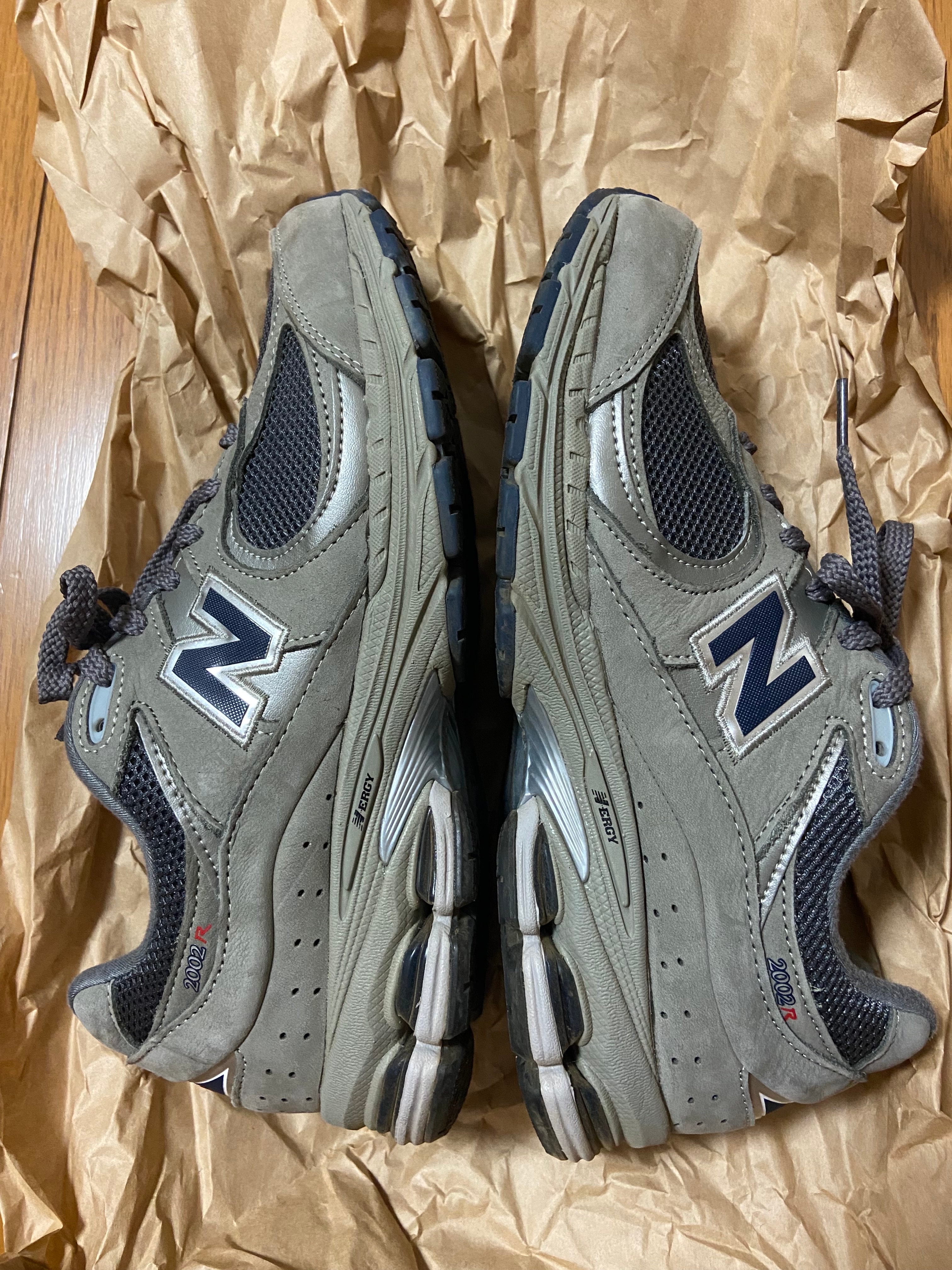 New Balance 2002R "Gray"