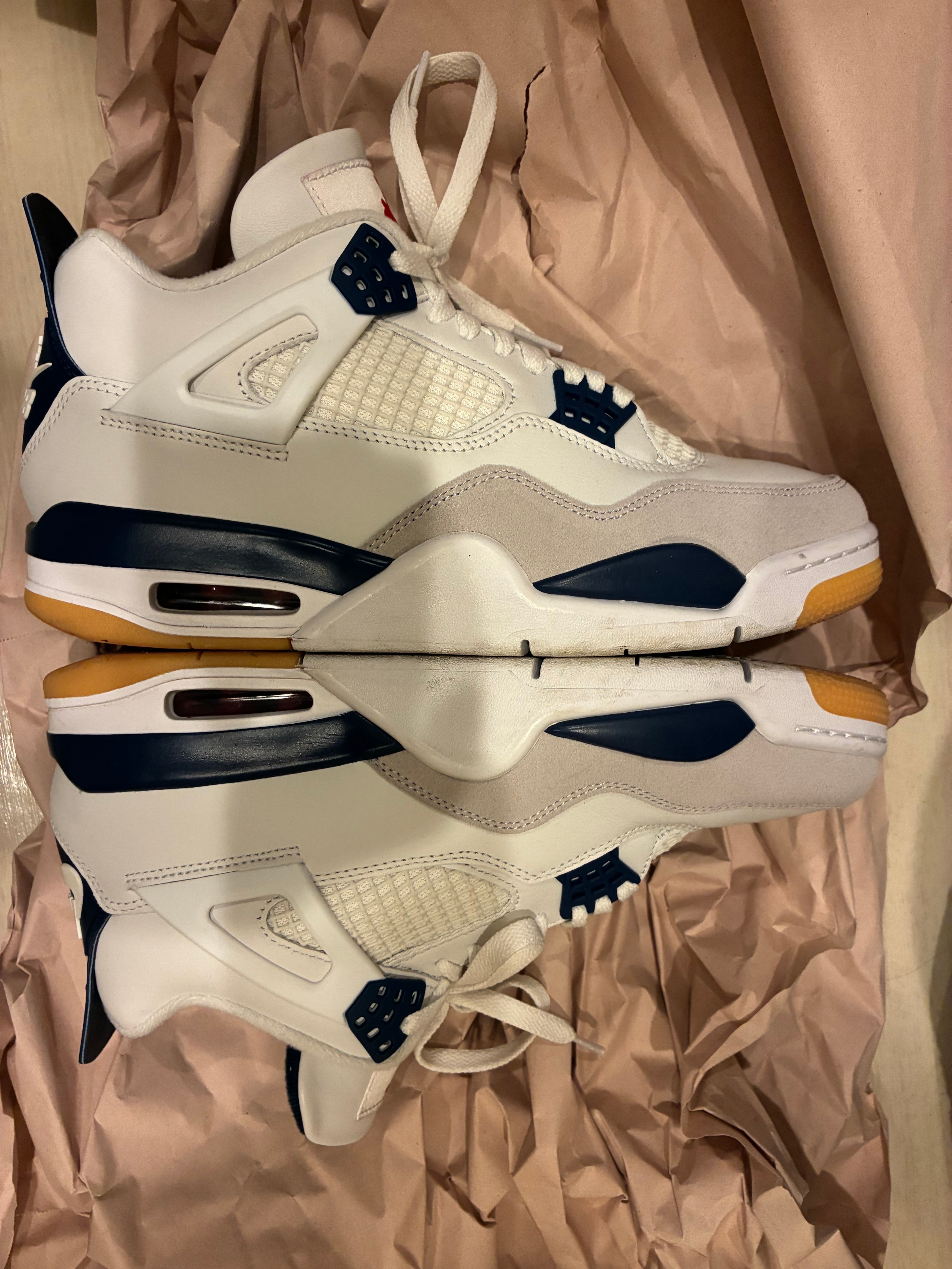 Nike SB Air Jordan 4 Retro SP "Summit White/Navy"