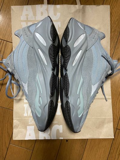 adidas Yeezy Boost 700 V2 "Hospital Blue"