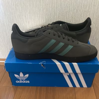 adidas Gazelle "Pantone/Core Black"