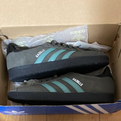 adidas Gazelle "Pantone/Core Black"