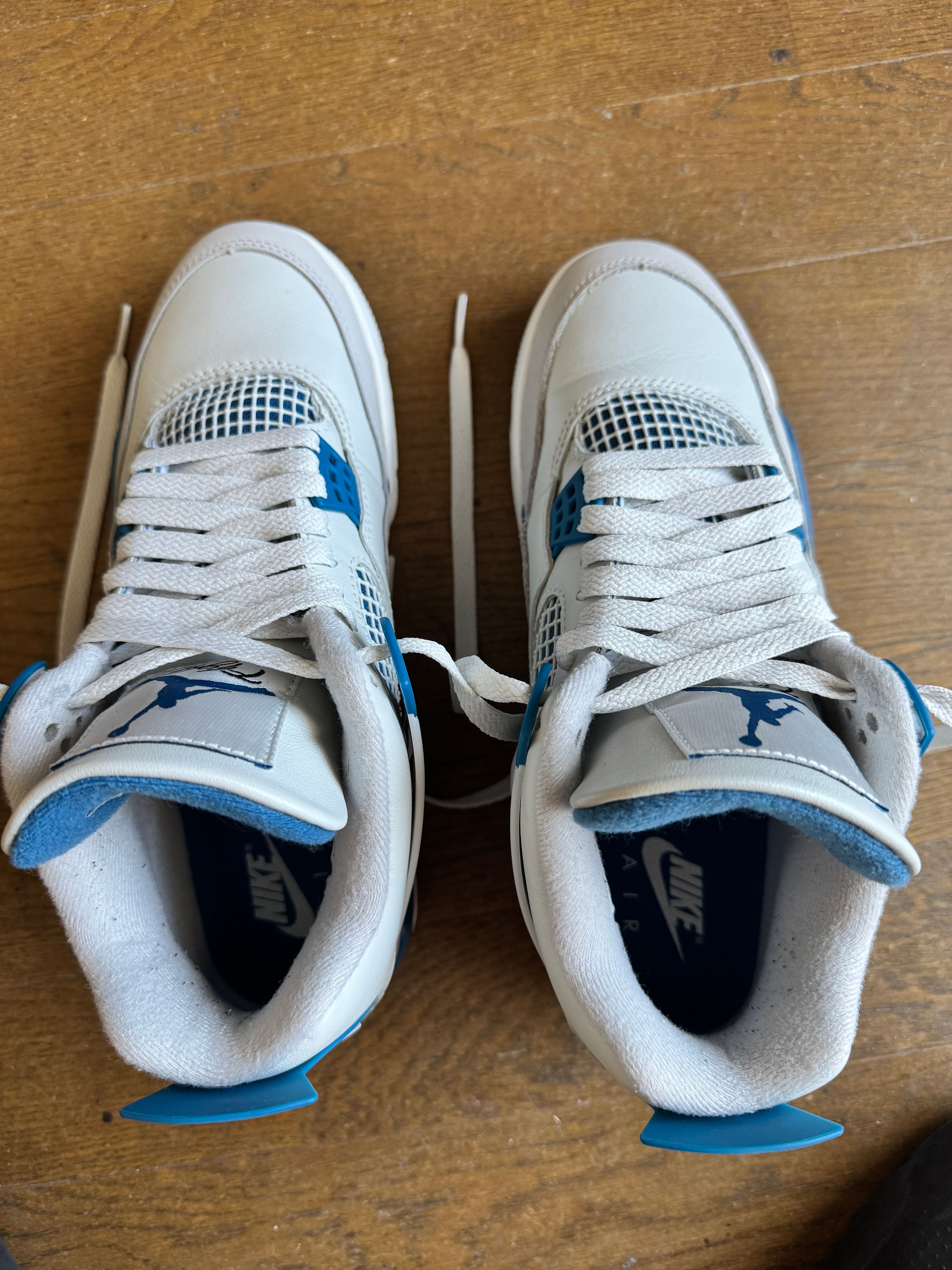 Nike Air Jordan 4 Retro "Industrial Blue"