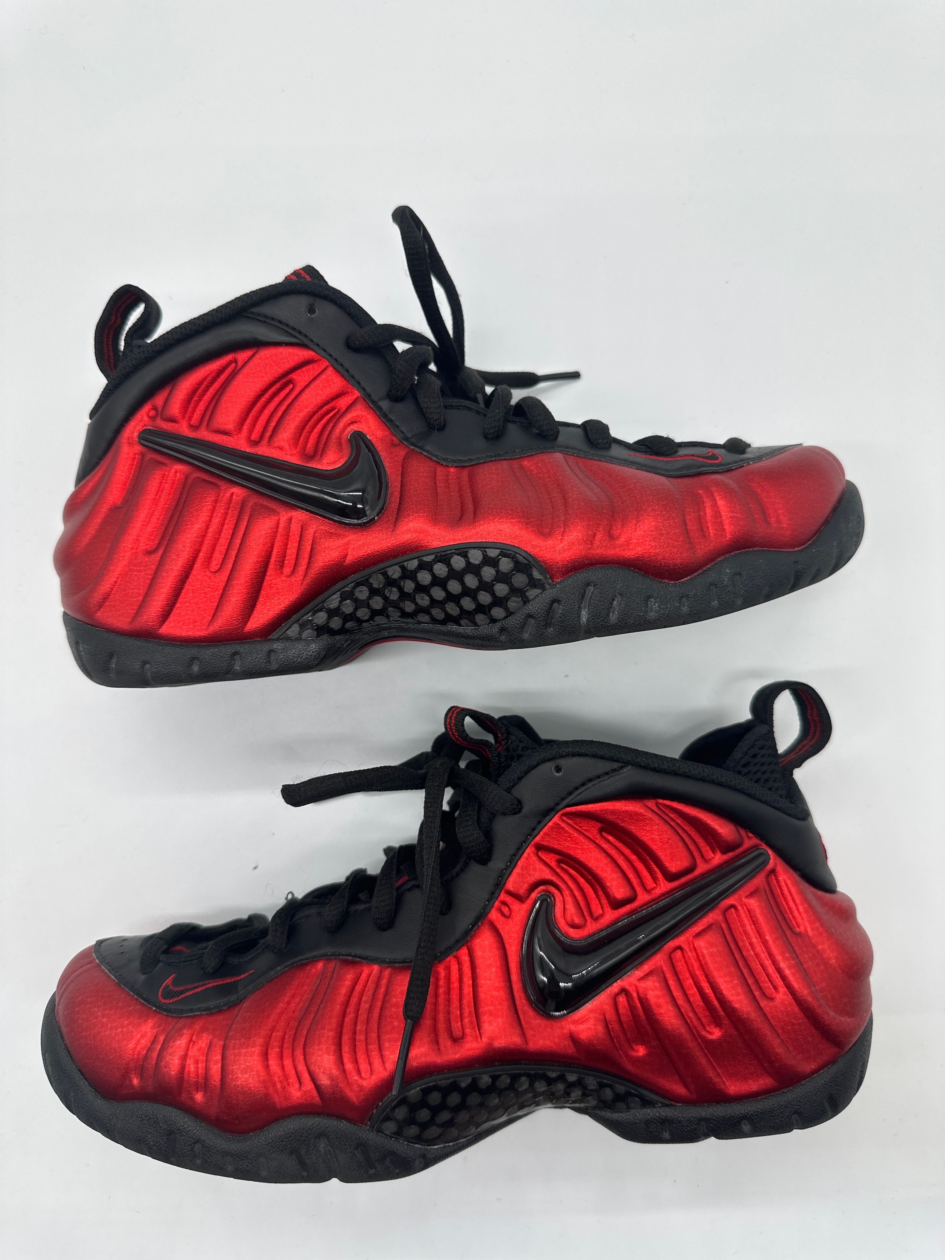 Nike Air Foamposite One "Habanero Red"