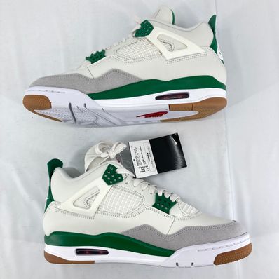 Nike SB × Air Jordan 4 Retro SP "Pine Green"