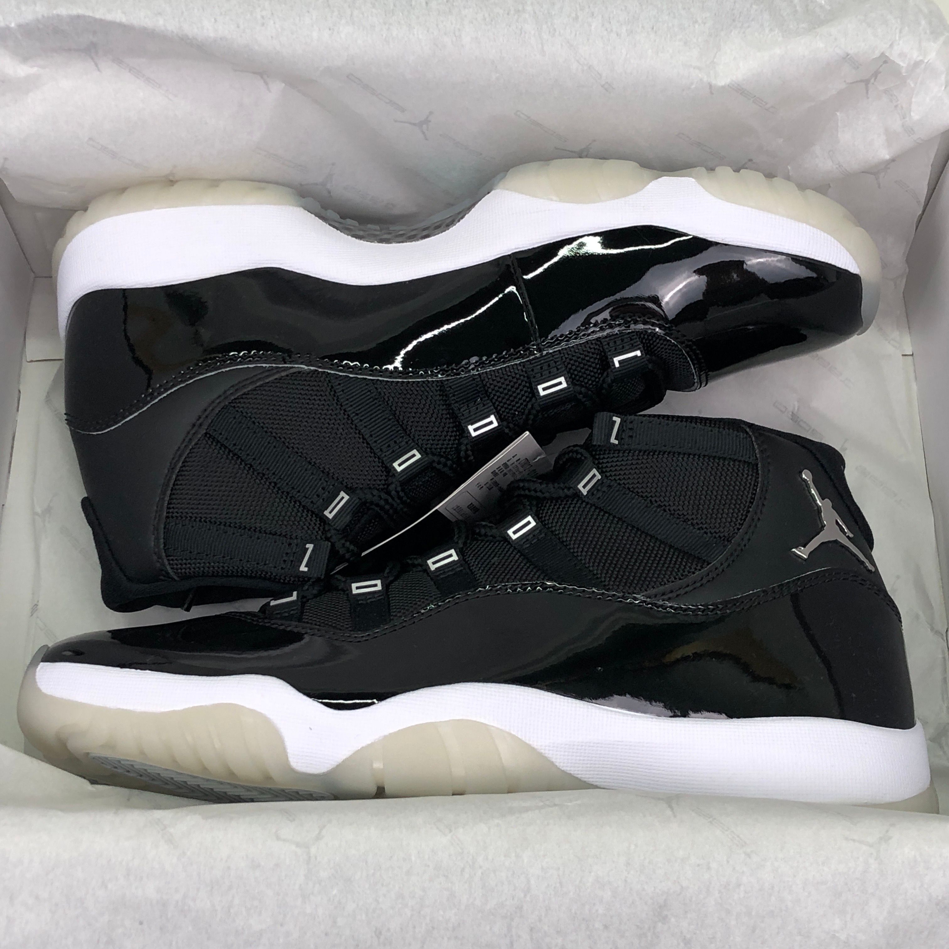 Nike Air Jordan 11 "Jubilee"