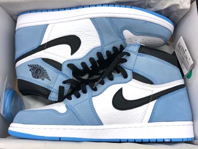 Nike Air Jordan 1 High OG "University Blue"
