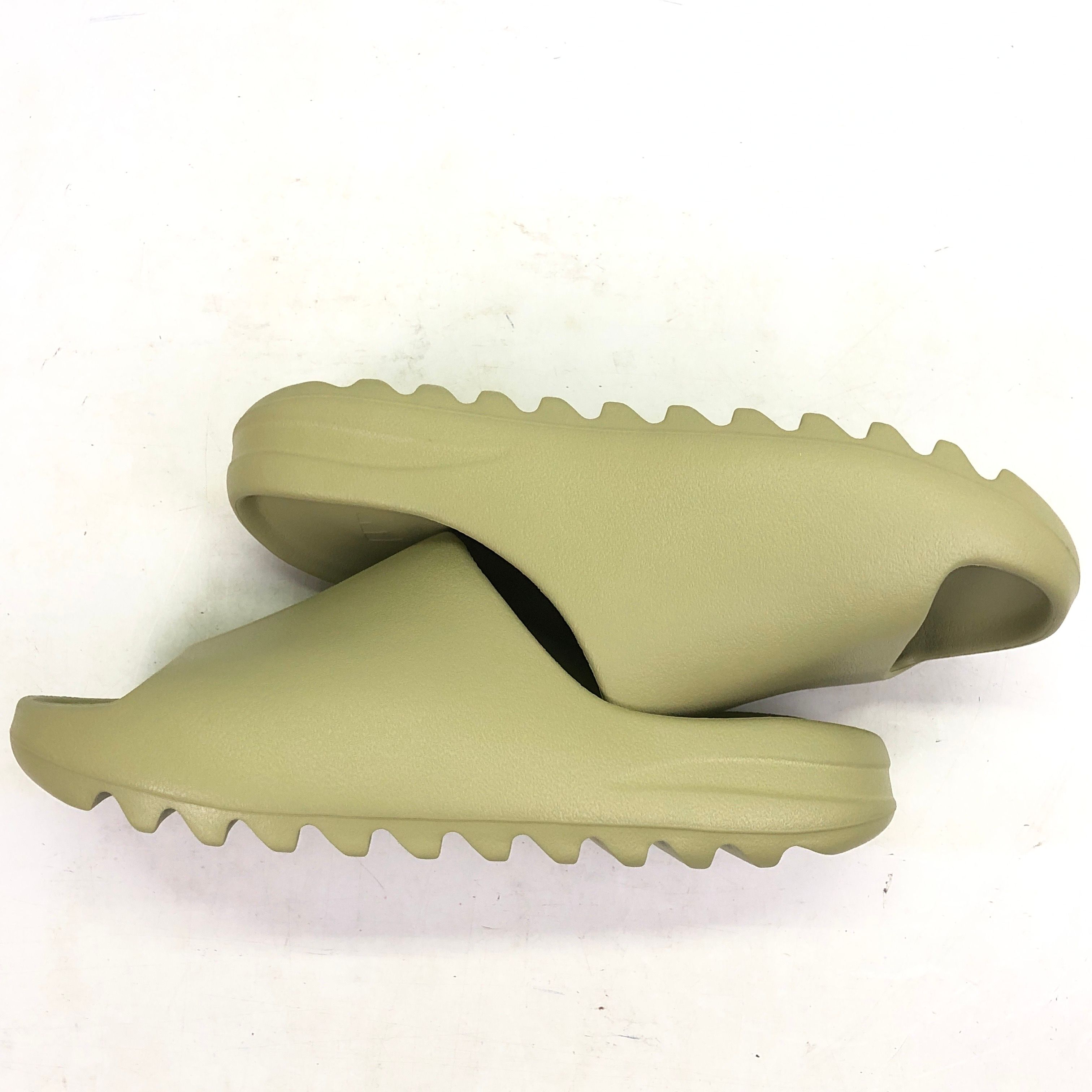 adidas YEEZY Slide "Resin" (FZ5904)