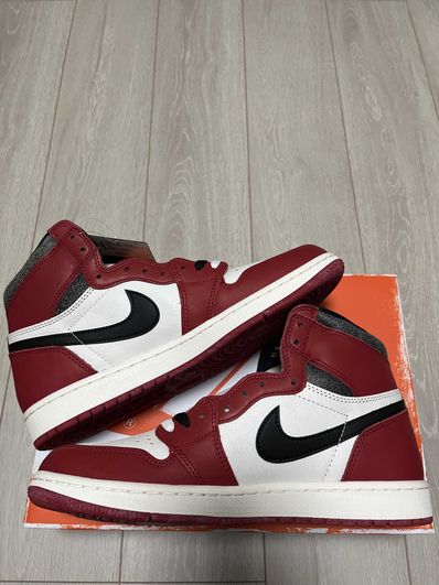 Nike Air Jordan 1 High OG "Lost & Found/Chicago"