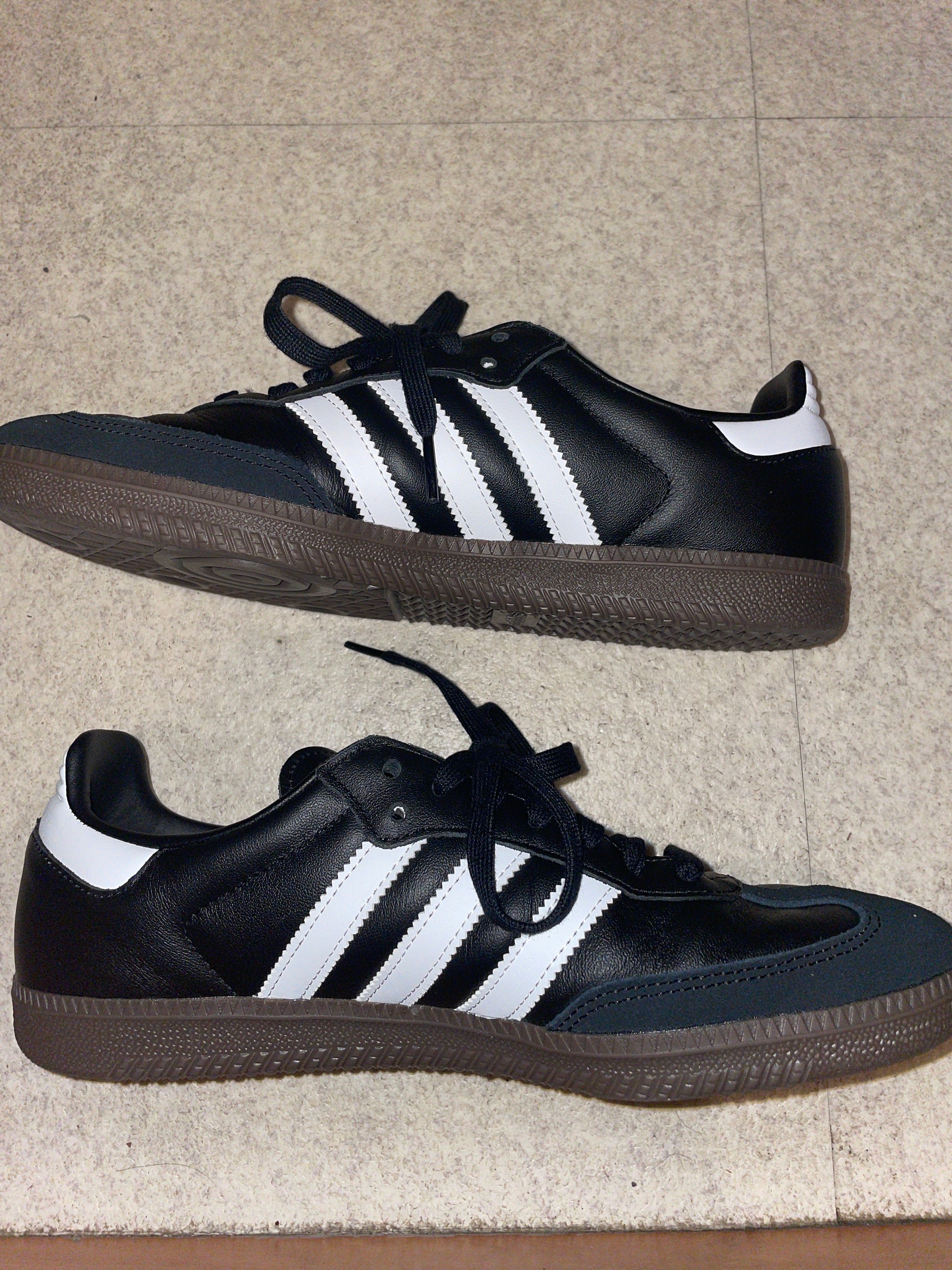 adidas Samba OG "Core Black/Cloud White/Gum"