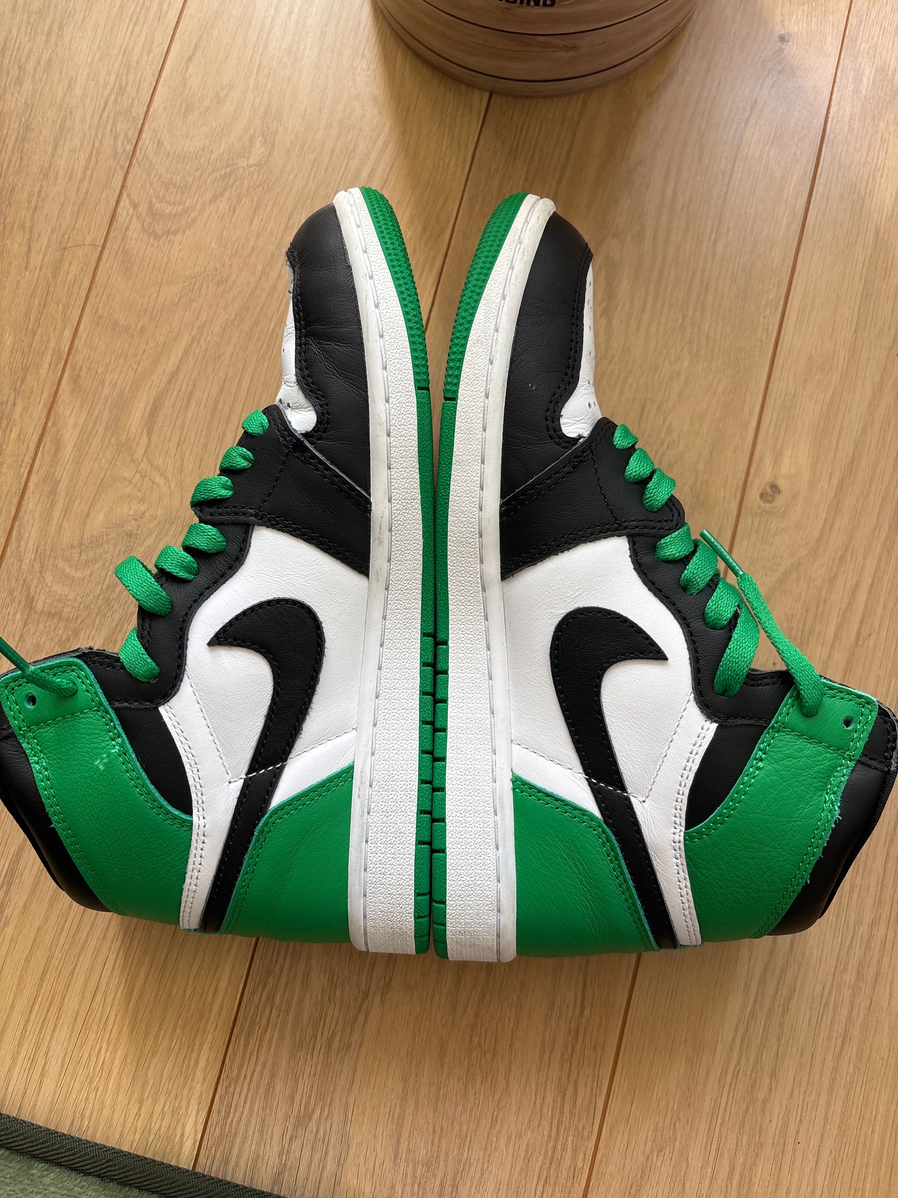 Nike Air Jordan 1 Retro High OG "Celtics/Black and Lucky Green" (2023)