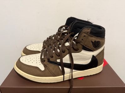 Travis Scott × Nike Air Jordan 1 Retro High OG TS SP "Sail/Dark Mocha"