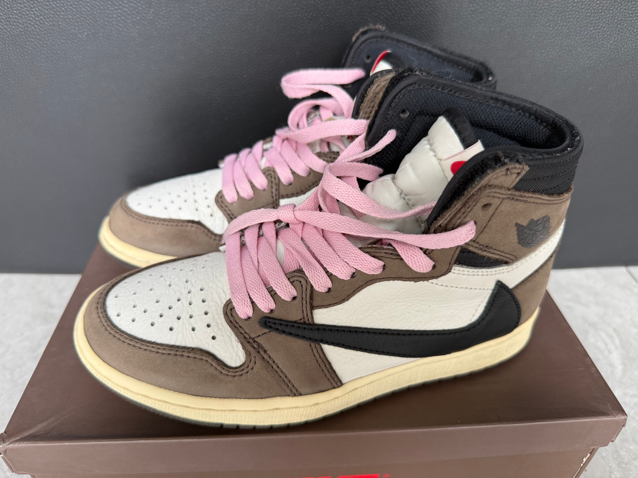 Travis Scott × Nike Air Jordan 1 Retro High OG TS SP "Sail/Dark Mocha"