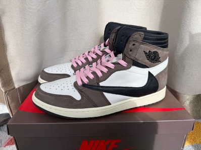 Travis Scott × Nike Air Jordan 1 Retro High OG TS SP "Sail/Dark Mocha"