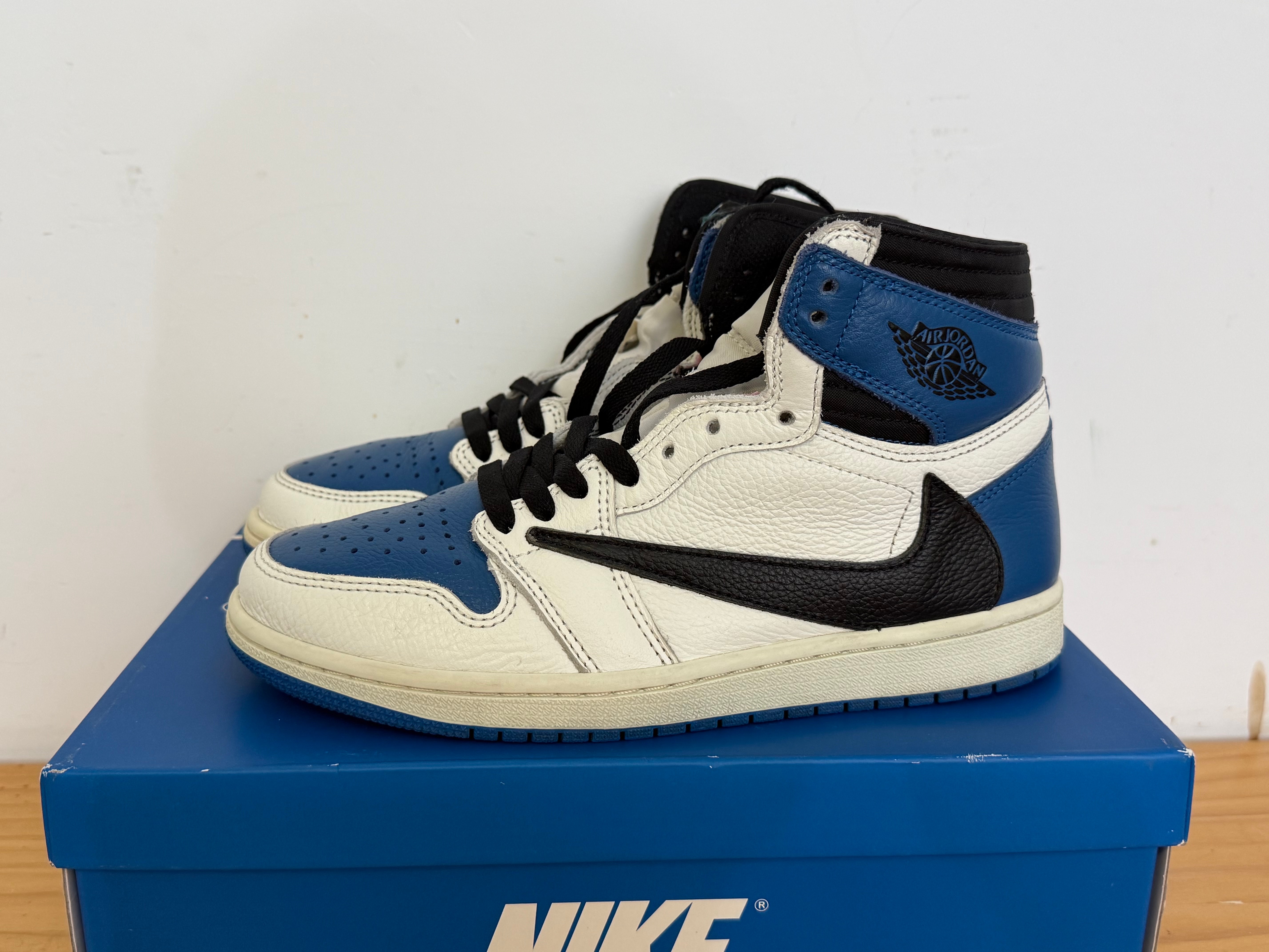Travis Scott × fragment design × Nike Air Jordan 1 Retro High OG SP "Military Blue"