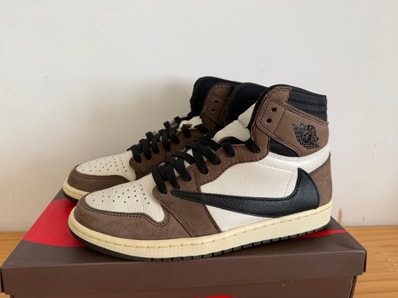 Travis Scott × Nike Air Jordan 1 Retro High OG TS SP "Sail/Dark Mocha"