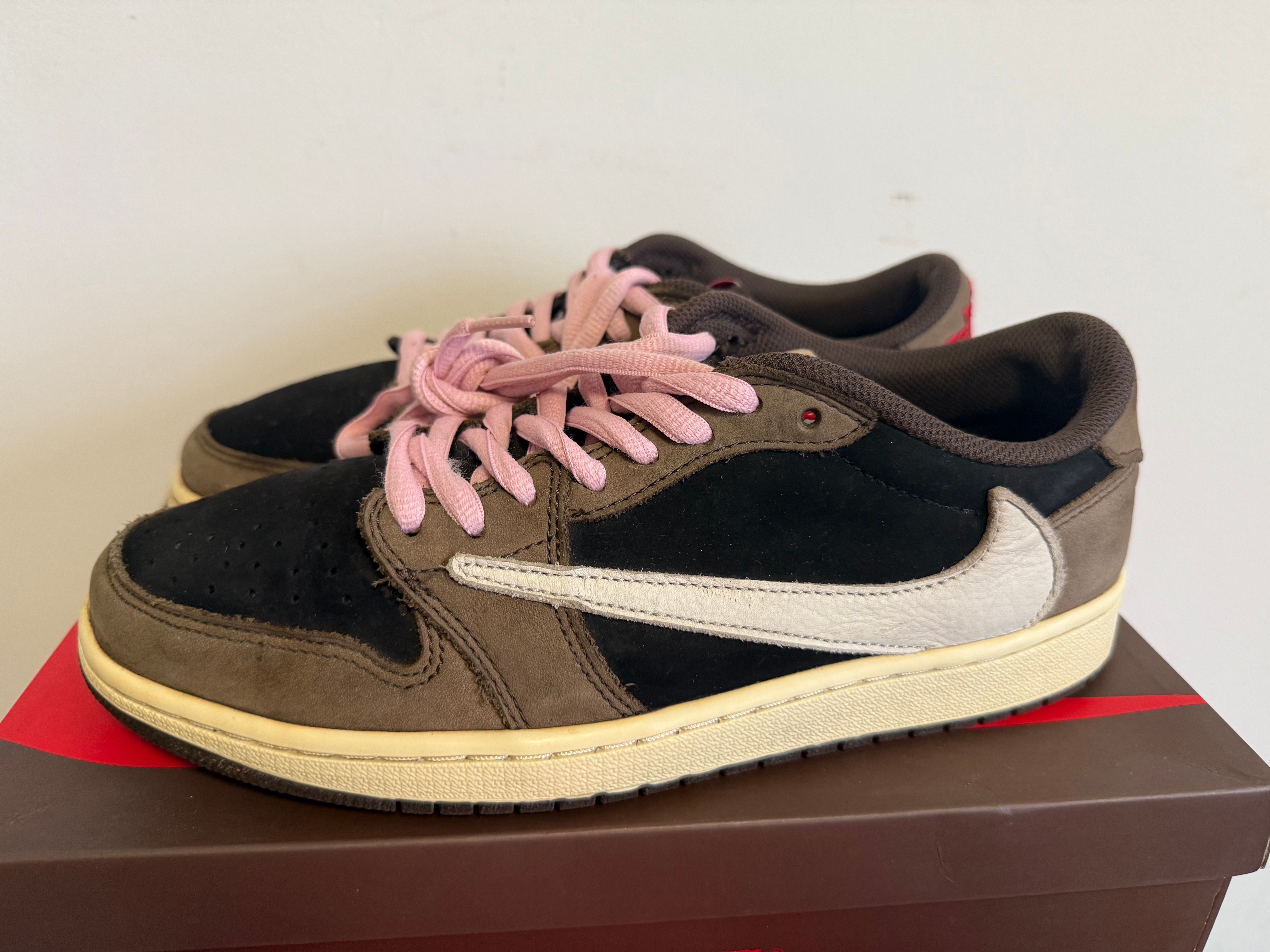 Travis Scott × Nike Air Jordan 1 Low OG SP-T "Black/Dark Mocha"