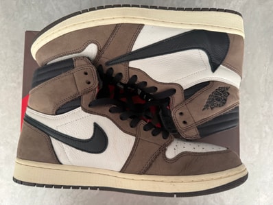 Travis Scott × Nike Air Jordan 1 Retro High OG TS SP "Sail/Dark Mocha"