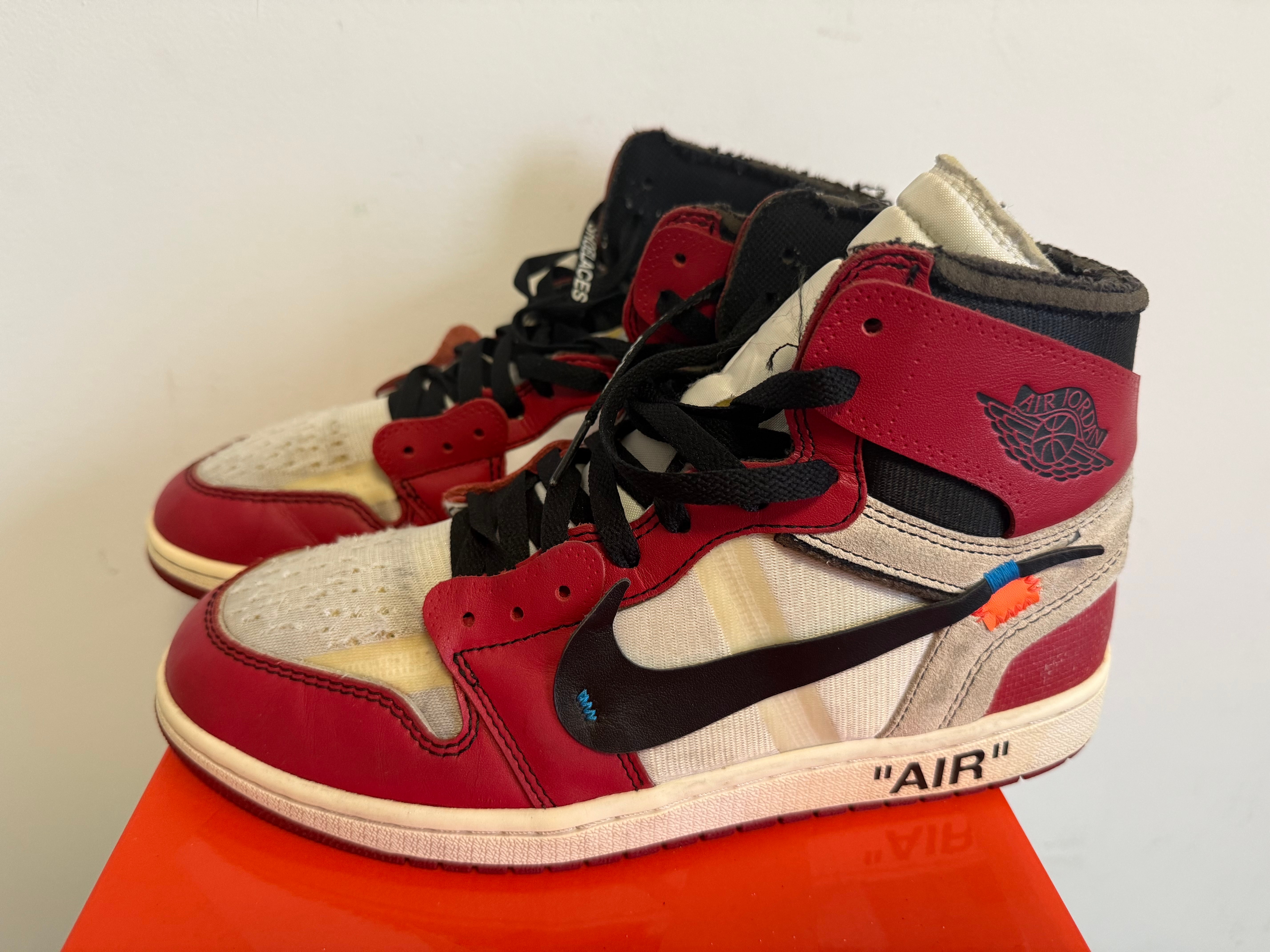 Off-White × Nike Air Jordan 1 Retro High The Ten "Chicago"