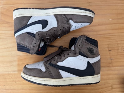 Travis Scott × Nike Air Jordan 1 Retro High OG TS SP "Sail/Dark Mocha"