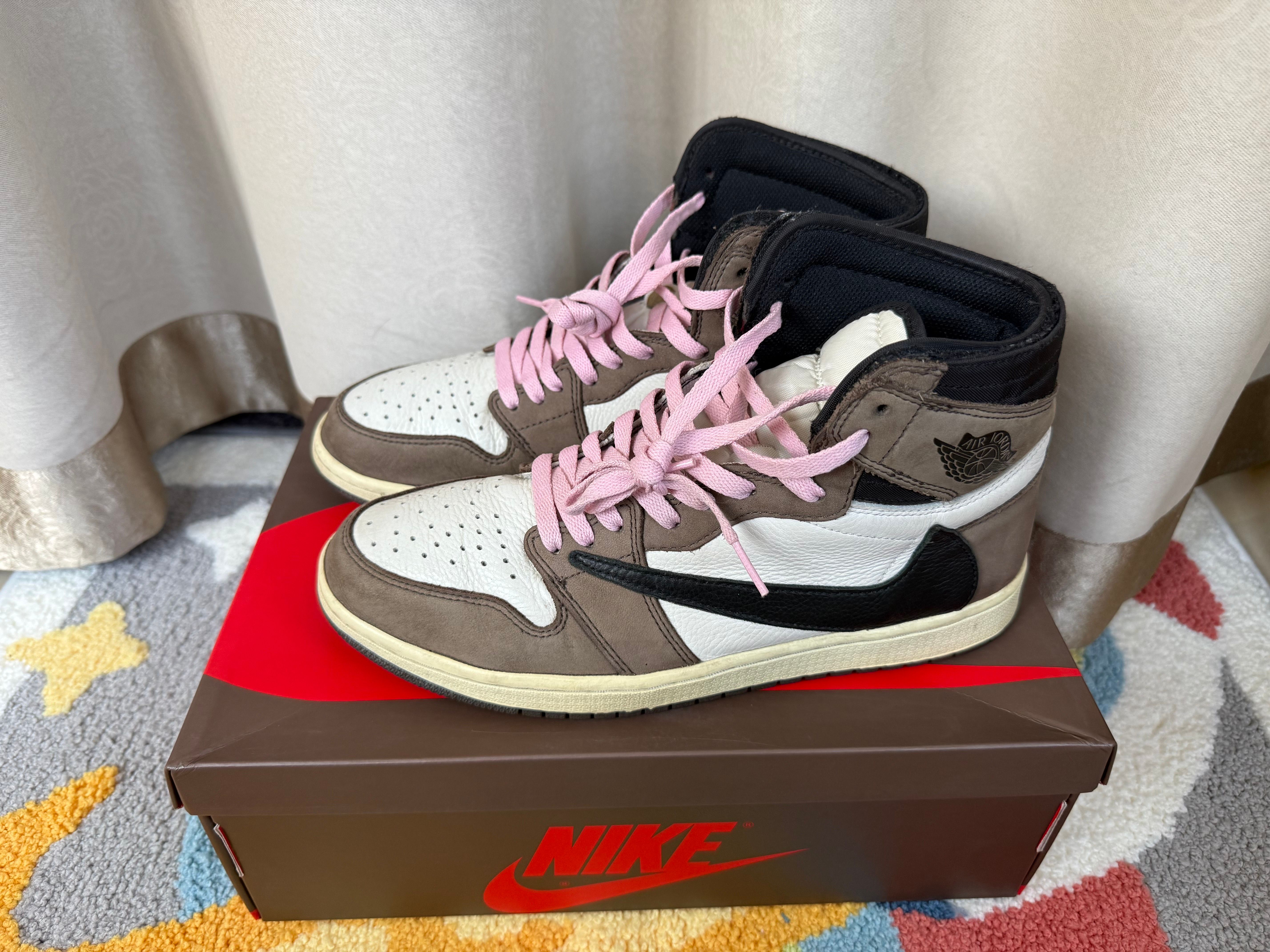 Travis Scott × Nike Air Jordan 1 Retro High OG TS SP "Sail/Dark Mocha"