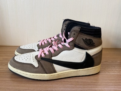Travis Scott × Nike Air Jordan 1 Retro High OG TS SP "Sail/Dark Mocha"