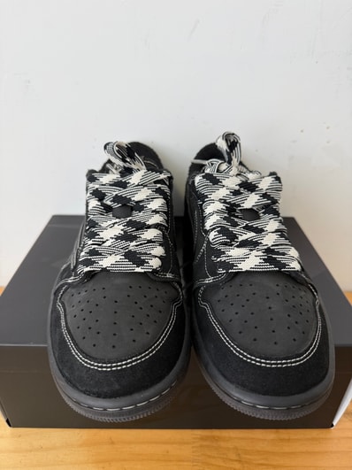 Travis Scott × Nike Air Jordan 1 Low OG SP "Black Phantom"