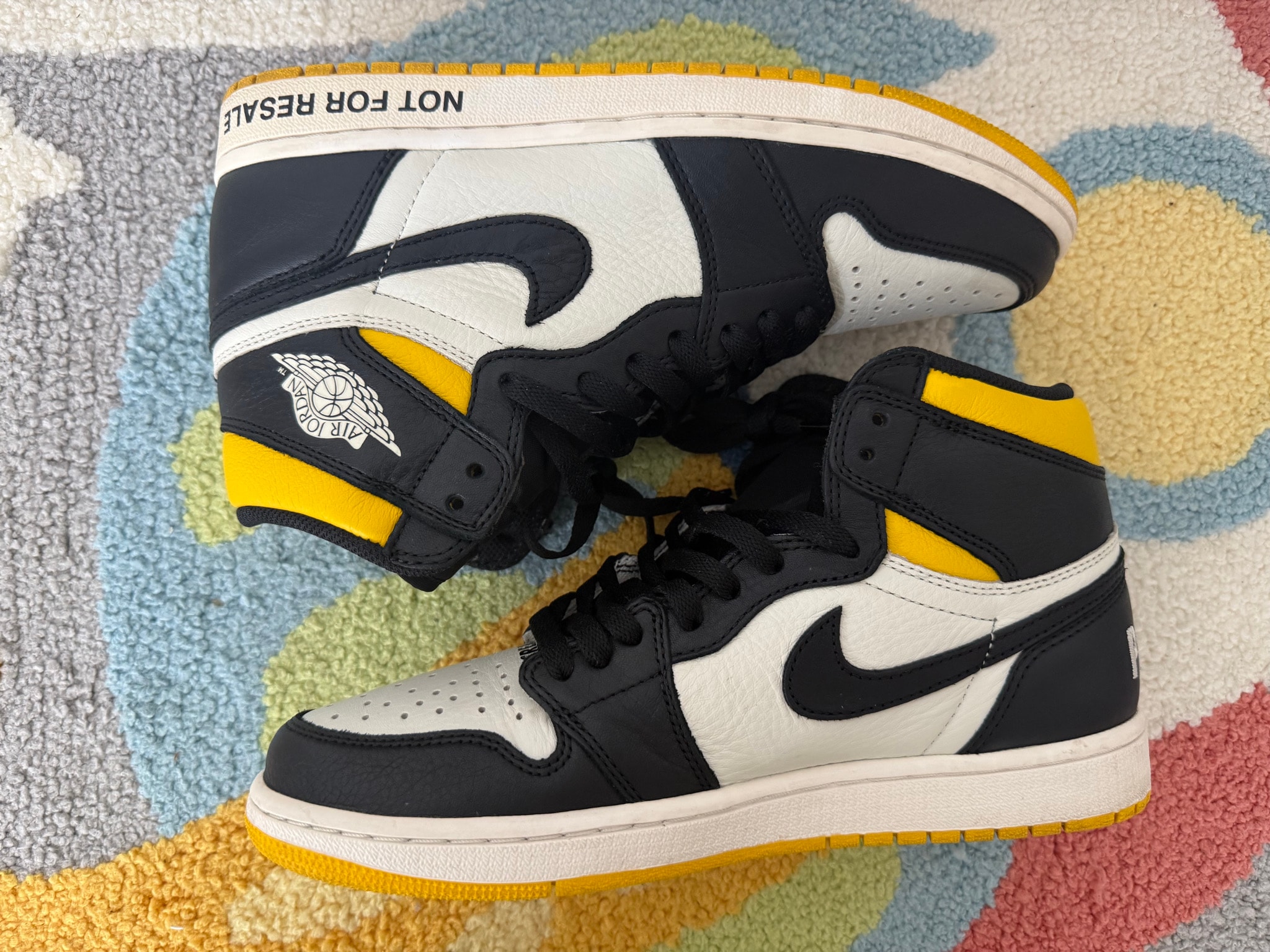 Nike Air Jordan 1 Retro High (NOT FOR RESALE) "Varsity Maize"