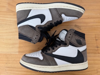 Travis Scott × Nike Air Jordan 1 Retro High OG TS SP "Sail/Dark Mocha"