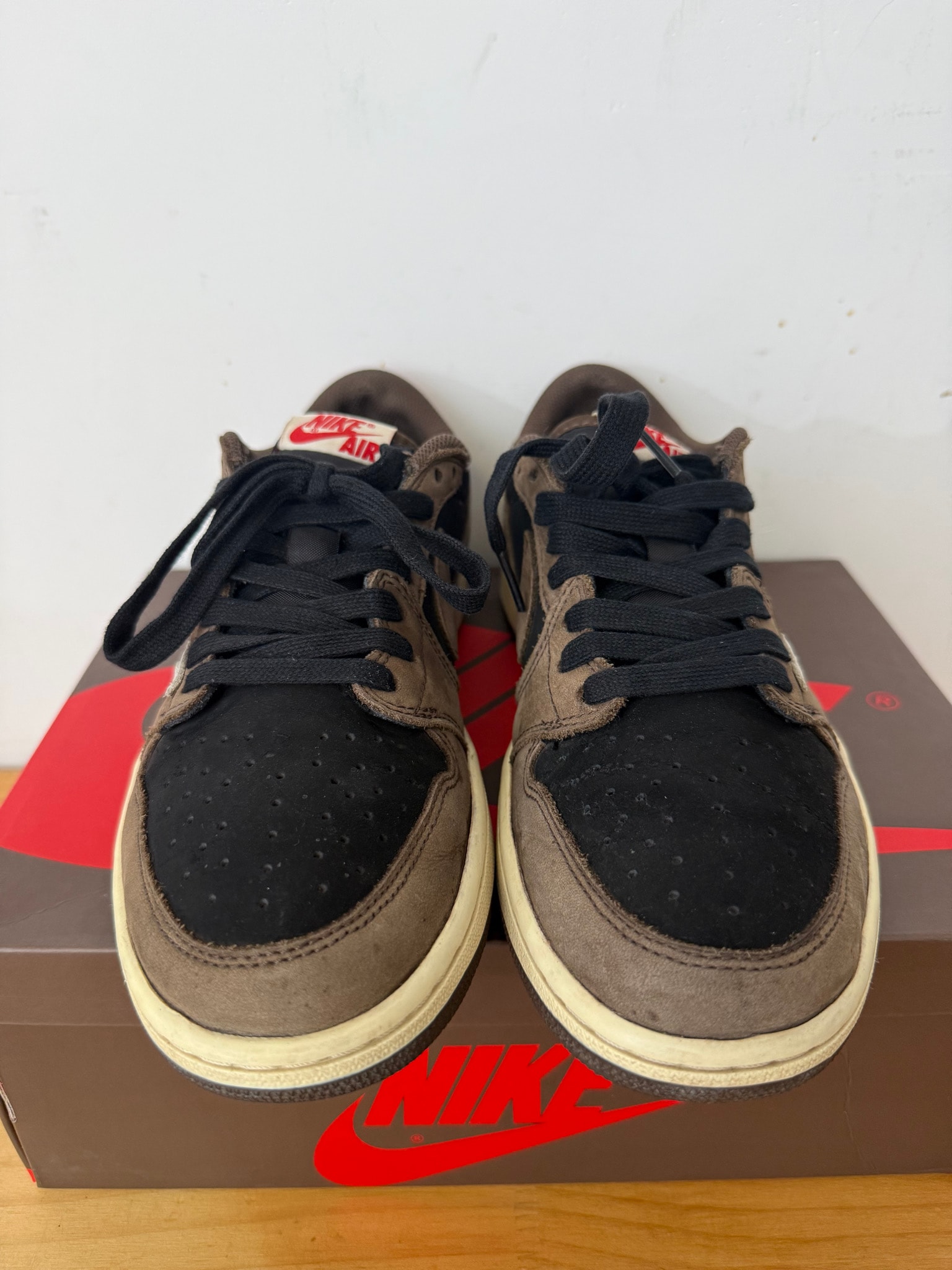 Travis Scott × Nike Air Jordan 1 Low OG SP-T  "Black/Dark Mocha"