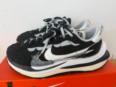 sacai × Nike Vapor Waffle "Black and White"
