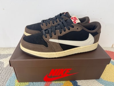 Travis Scott × Nike Air Jordan 1 Low OG SP-T "Black/Dark Mocha"