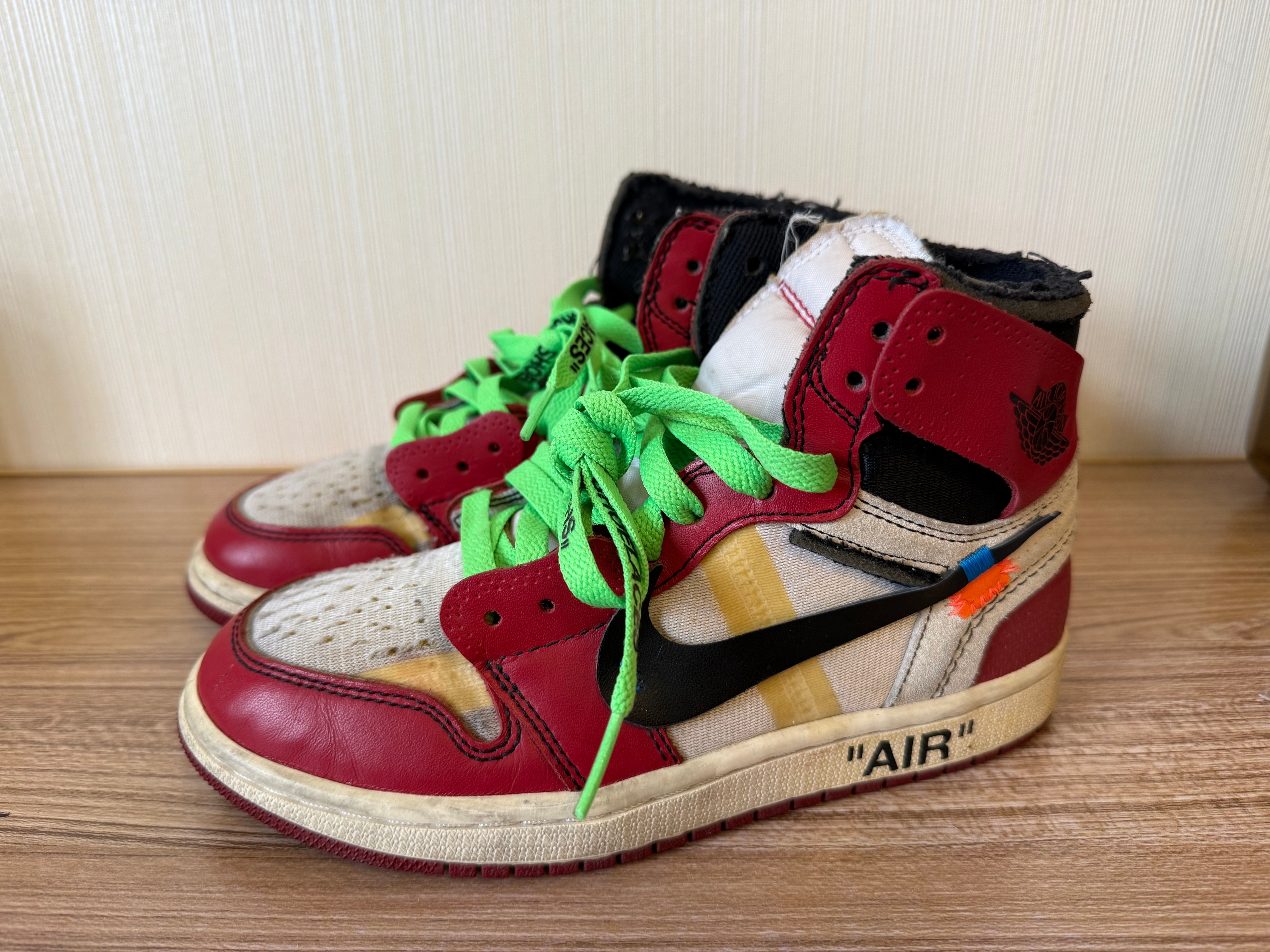 Off-White × Nike Air Jordan 1 Retro High The Ten "Chicago"