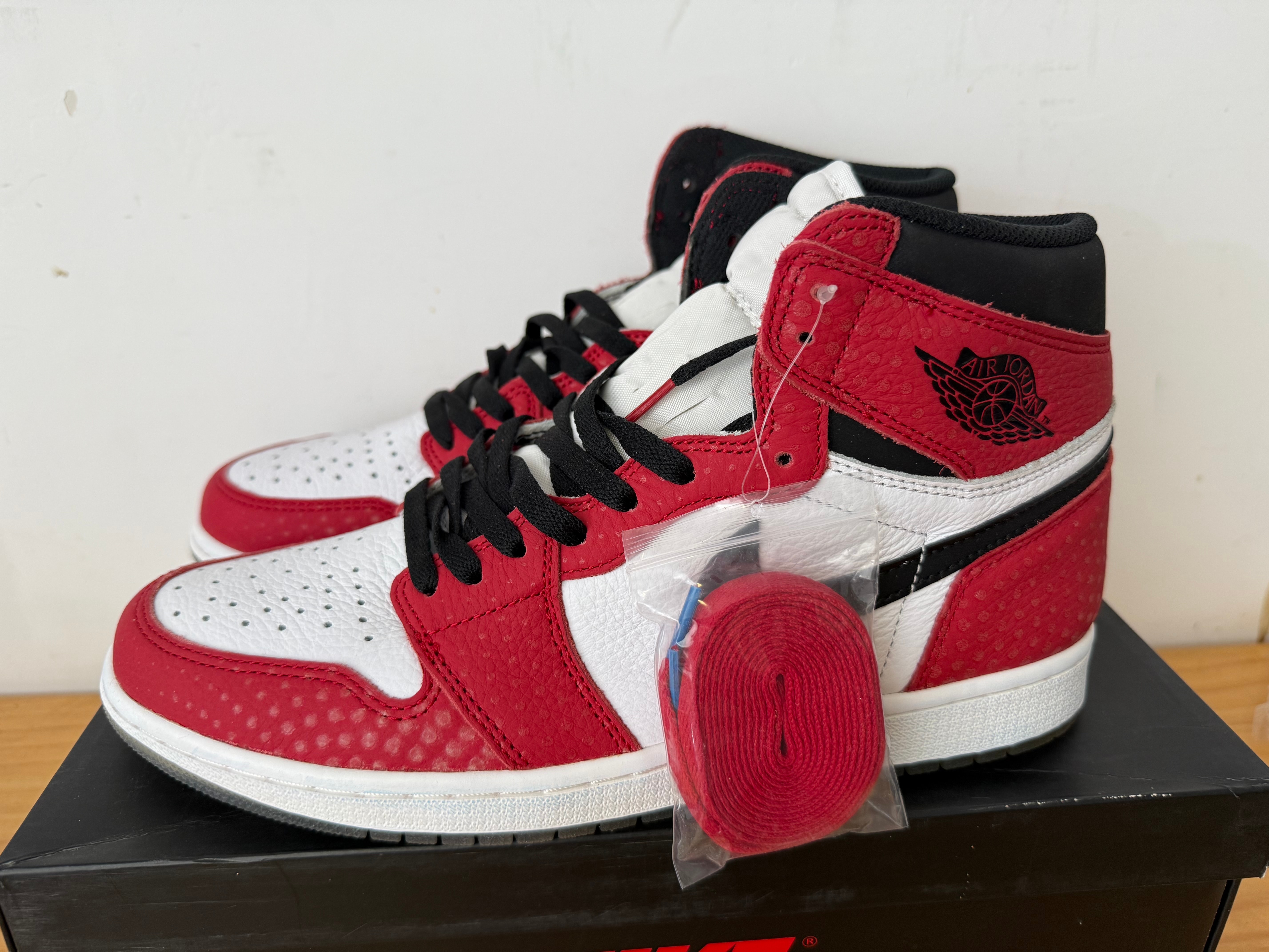 Spiderman × Nike Air Jordan 1 Origin Story "Gym Red/White/Photo Blue/Black"