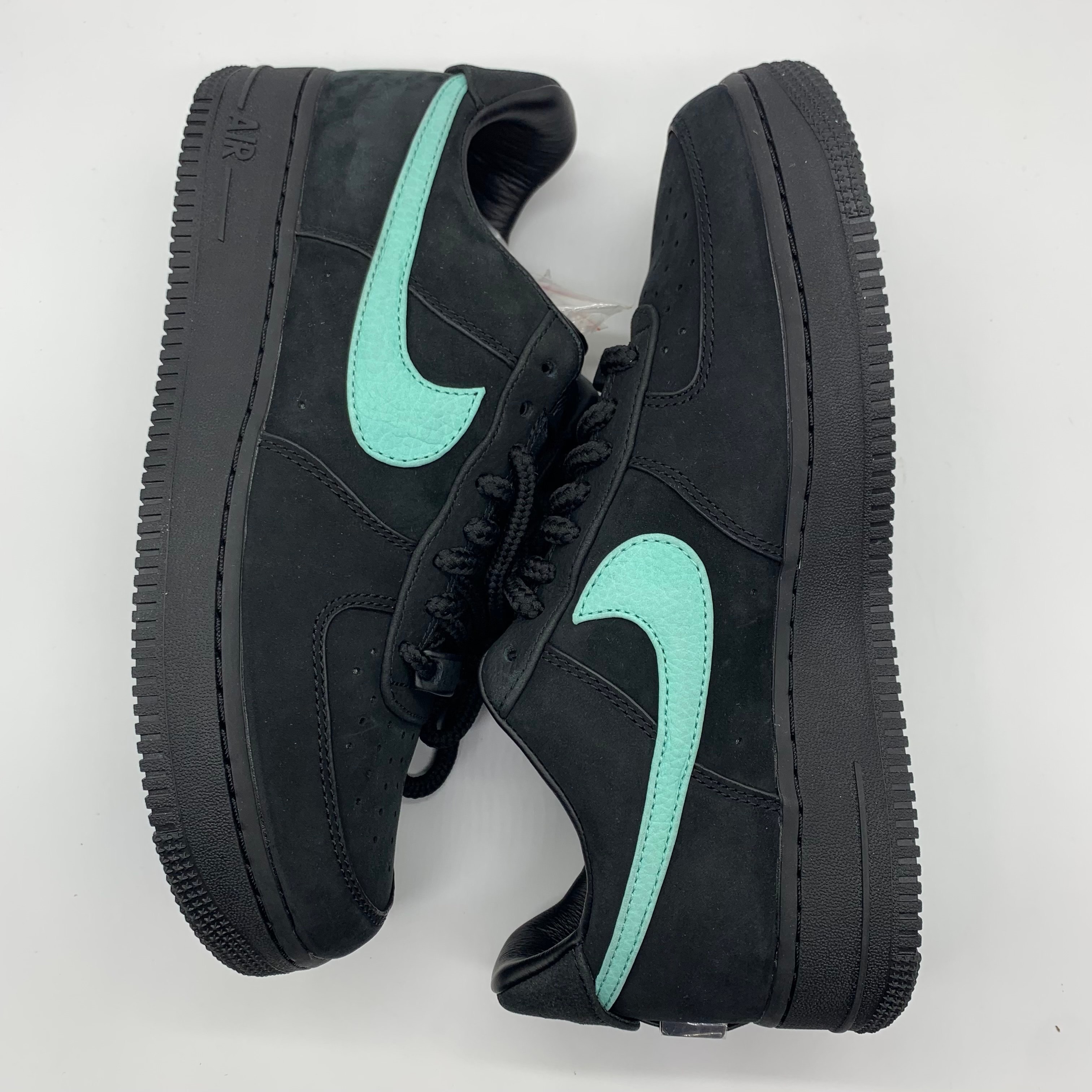 Tiffany & Co. × Nike Air Force 1 Low "1837"