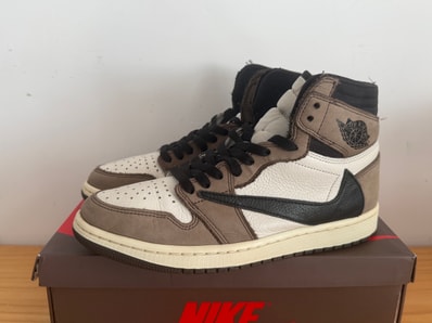 Travis Scott × Nike Air Jordan 1 Retro High OG TS SP "Sail/Dark Mocha"