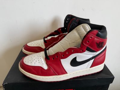 Nike Air Jordan 1 Retro High "Chicago" (2015)