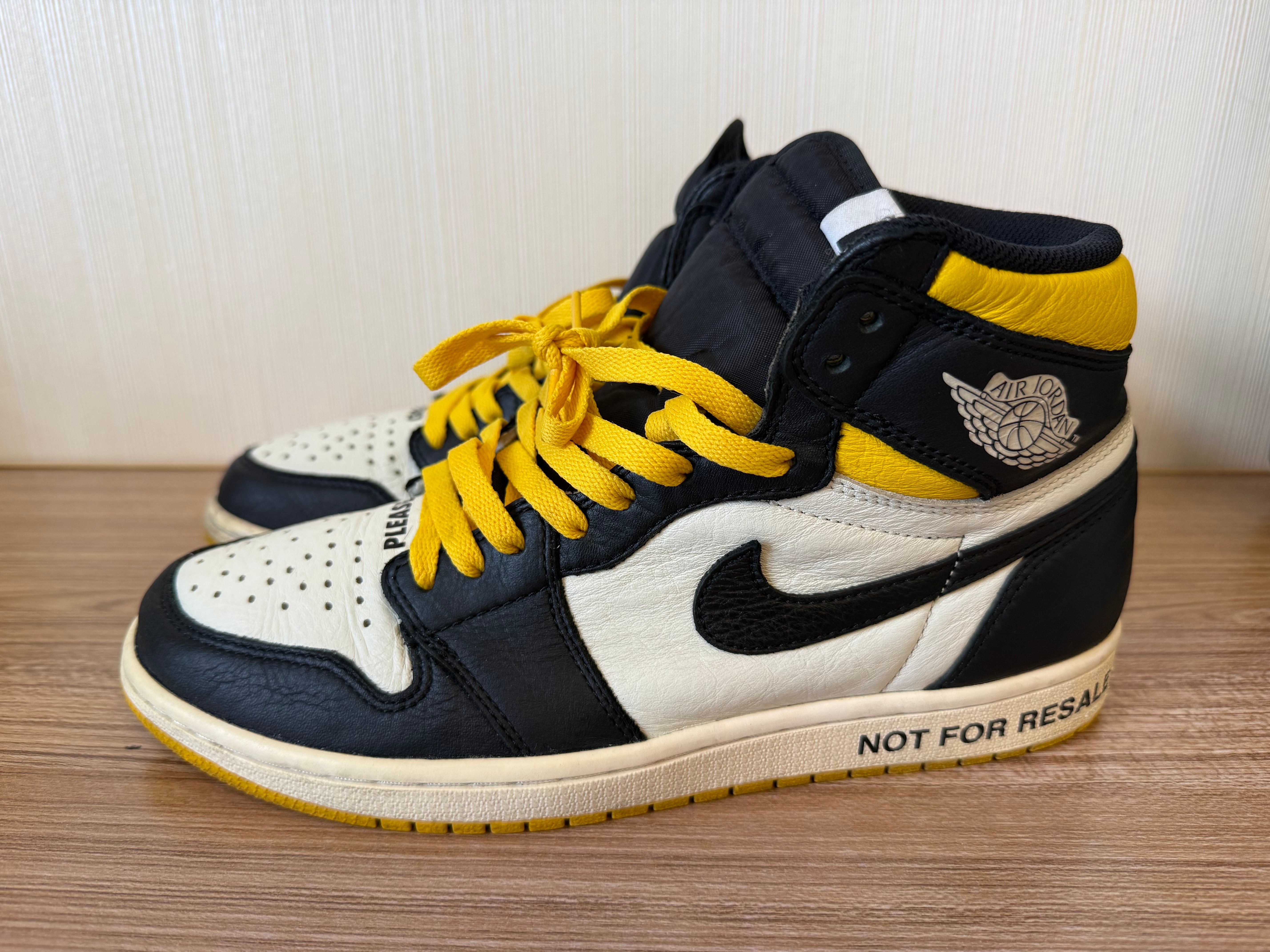 Nike Air Jordan 1 Retro High (NOT FOR RESALE) "Varsity Maize"