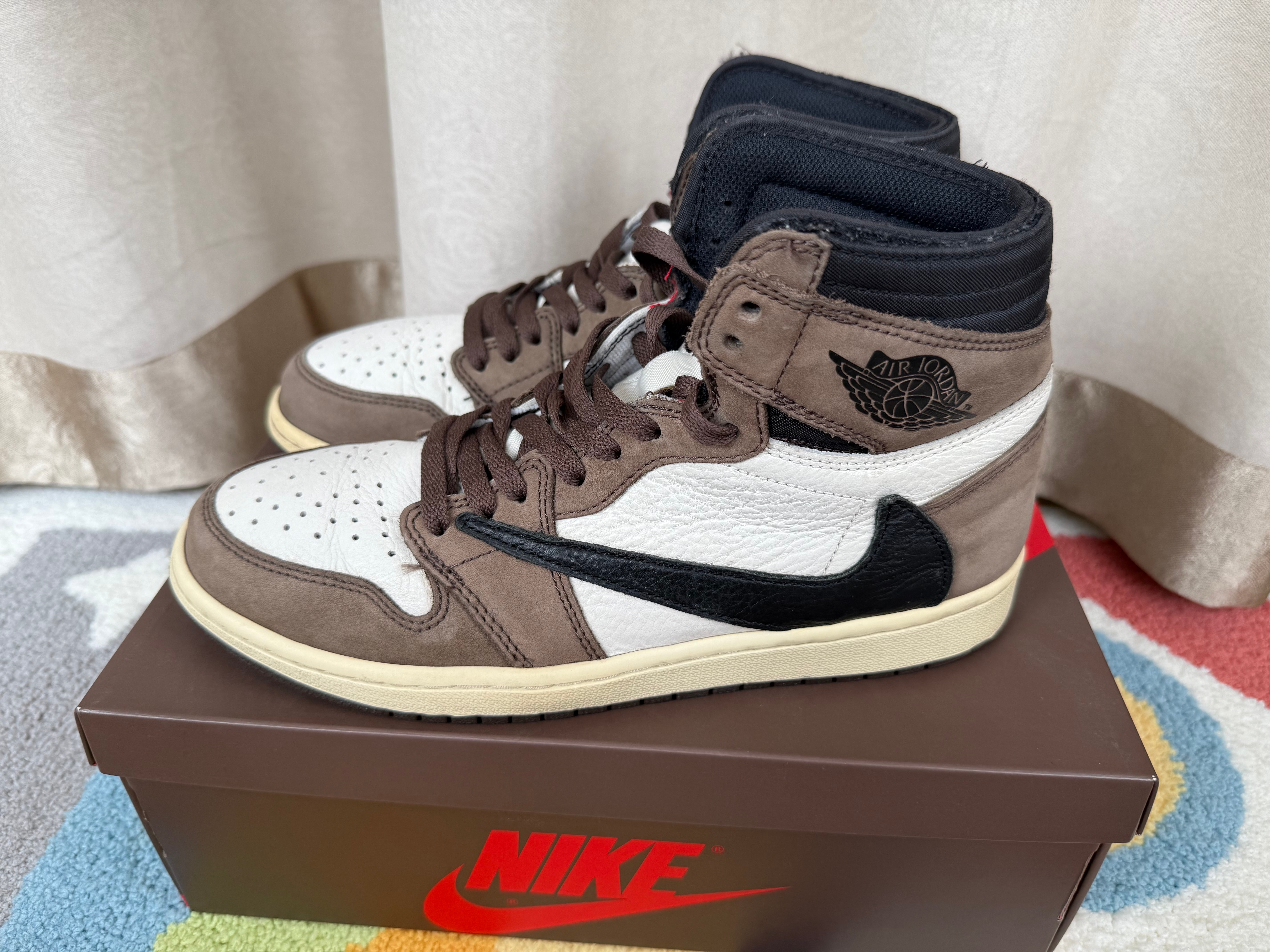 Travis Scott × Nike Air Jordan 1 Retro High OG TS SP "Sail/Dark Mocha"