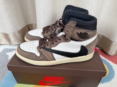 Travis Scott × Nike Air Jordan 1 Retro High OG TS SP "Sail/Dark Mocha"