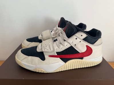 Travis Scott × Nike Jordan Jumpman Jack TR "University Red"