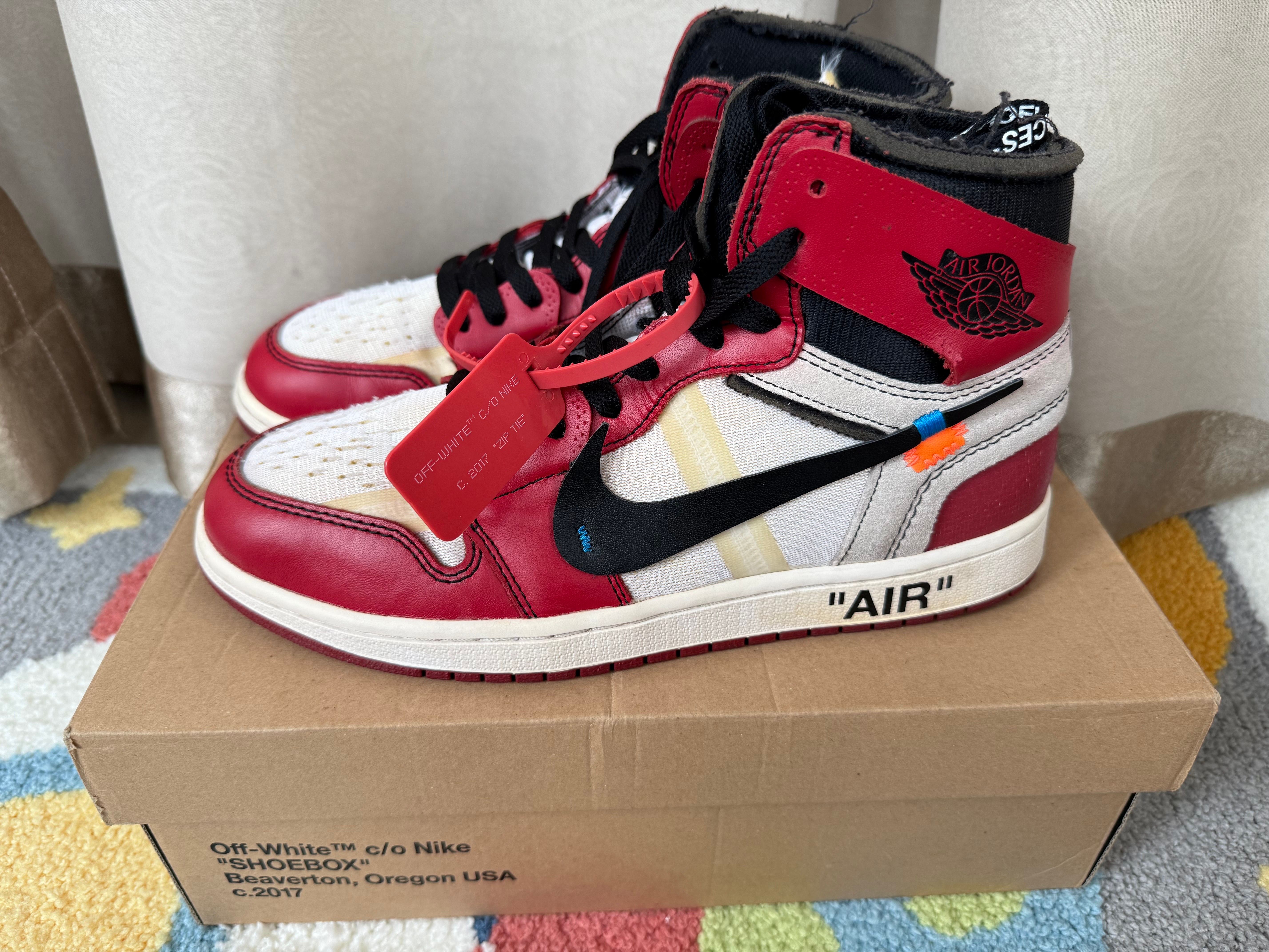 Off-White × Nike Air Jordan 1 Retro High The Ten "Chicago"