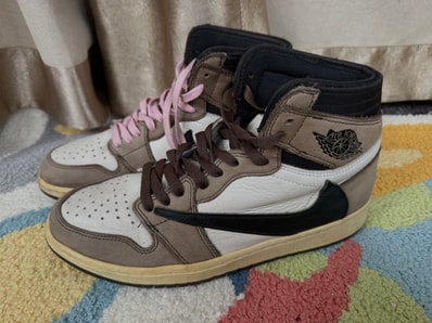Travis Scott × Nike Air Jordan 1 Retro High OG TS SP "Sail/Dark Mocha"