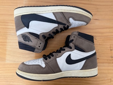 Travis Scott × Nike Air Jordan 1 Retro High OG TS SP "Sail/Dark Mocha"