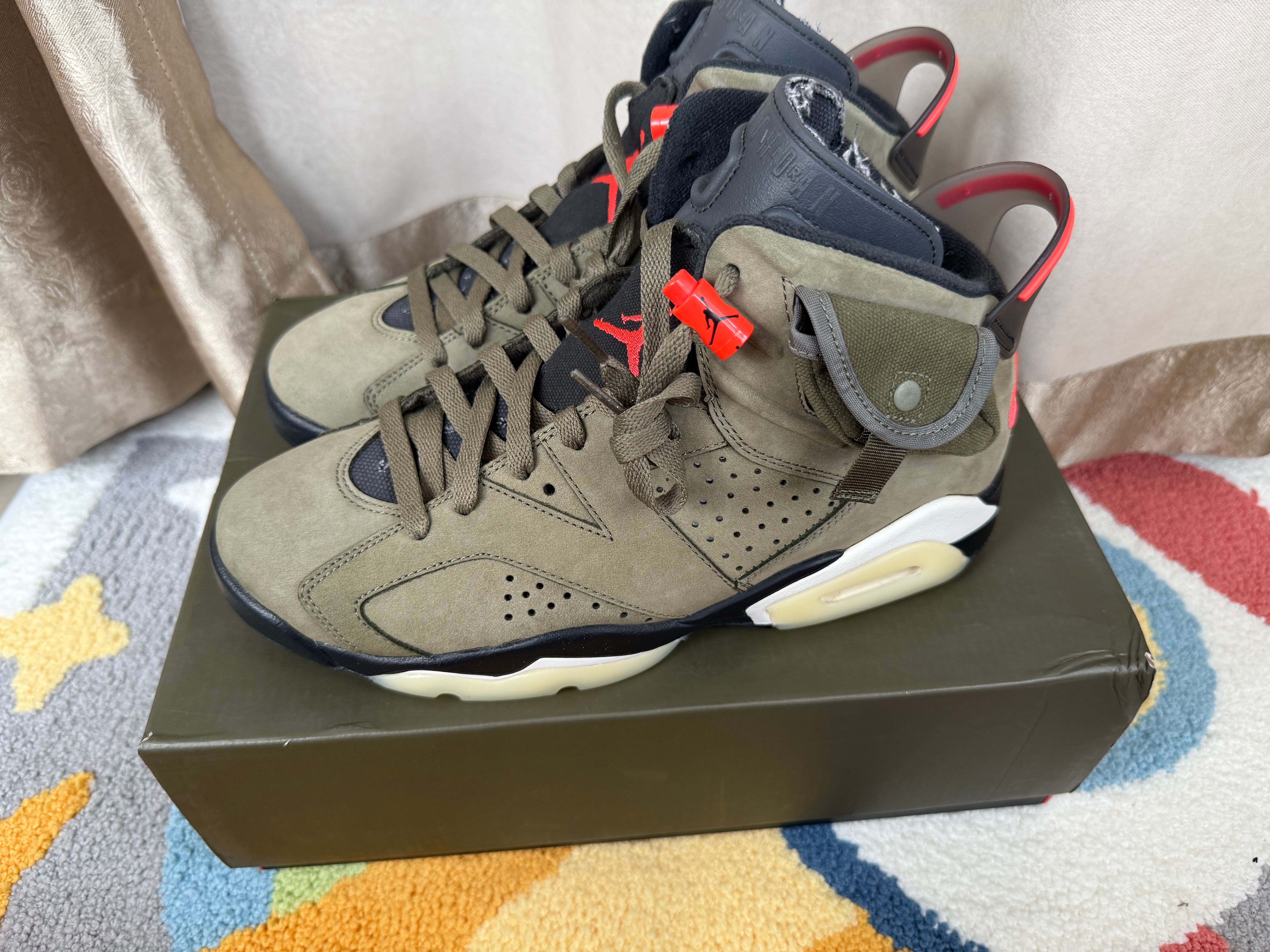 Travis Scott × Nike Air Jordan 6 Retro "Medium Olive"