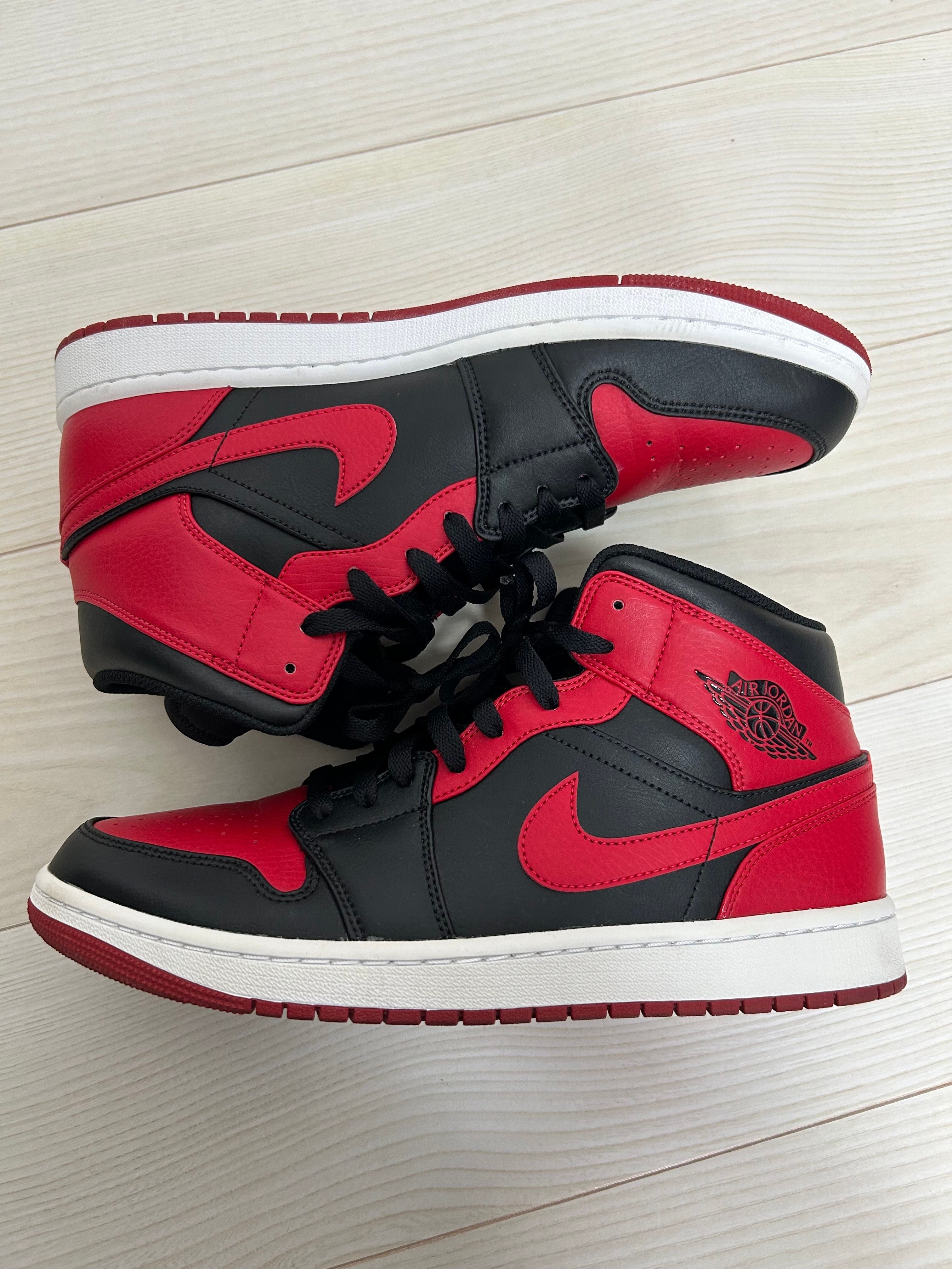 Nike Air Jordan 1 Mid "Bred"